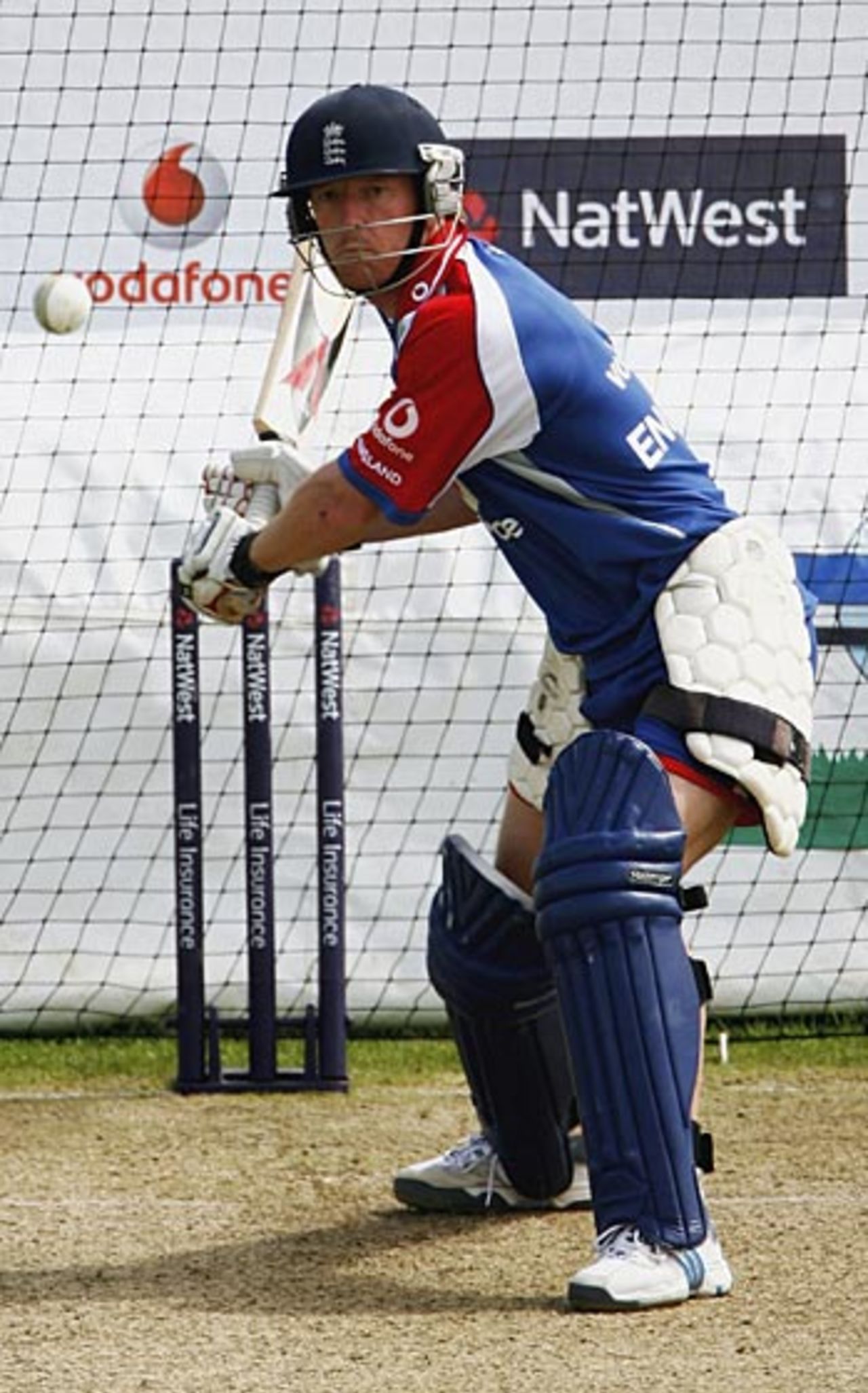 Paul Collingwood bats in the nets at his home ground ahead of England's 3rd one-dayer against Sri Lanka, Riverside, June 23, 2006