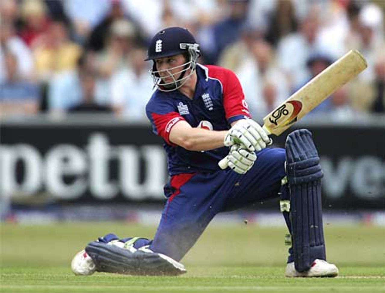 Jamie Dalrymple blasted 35 from 32 balls, England v Sri Lanka, Chester-le-Street, June 24, 2006