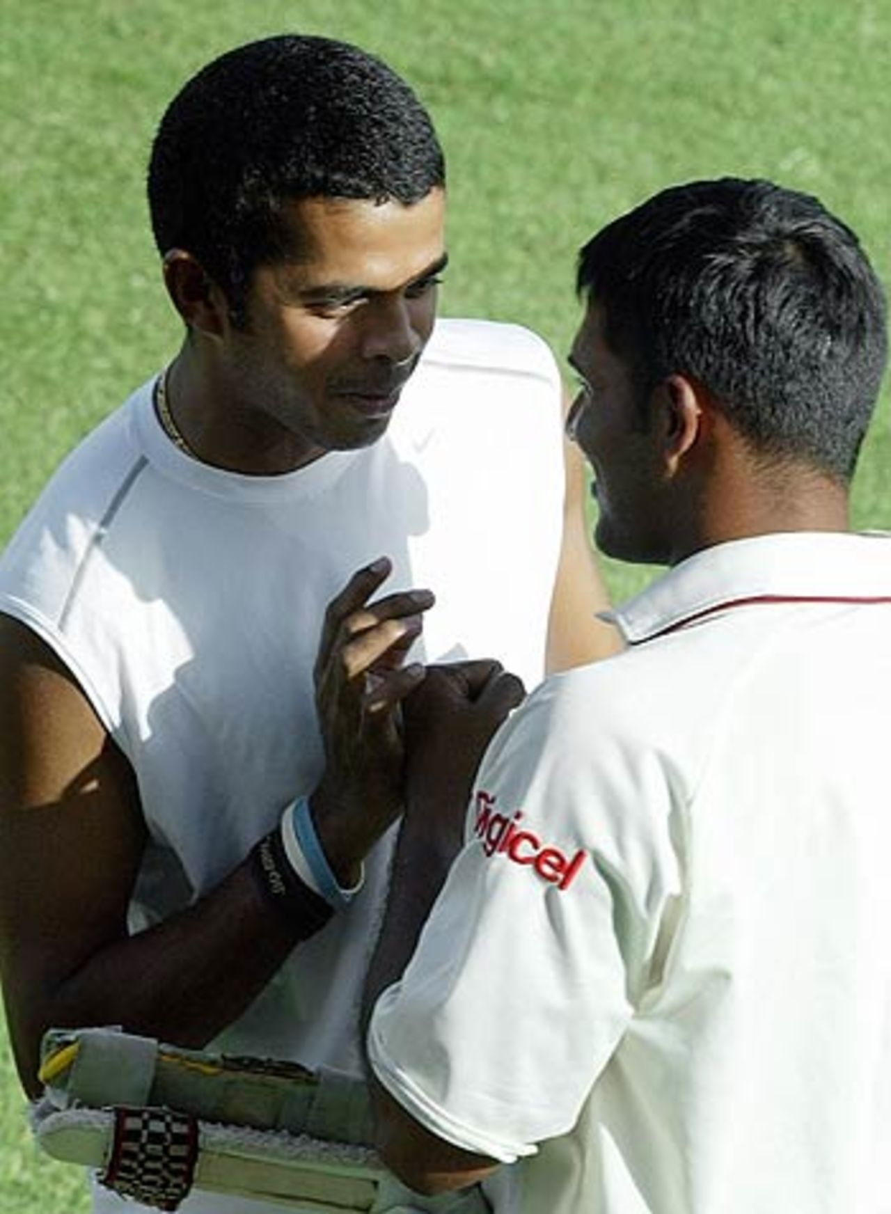 Sreesanth and Daren Ganga in friendly banter, West Indies v India, 3rd Test, St Kitts, 5th day, June 26, 2006