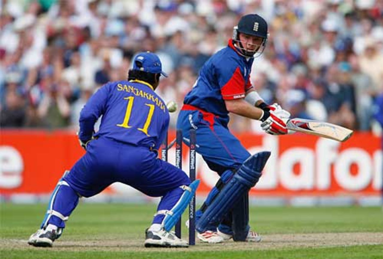 Ian Bell is stumped as England are lost for answers, England v Sri Lanka, 4th ODI, Old Trafford, June 28, 2006
