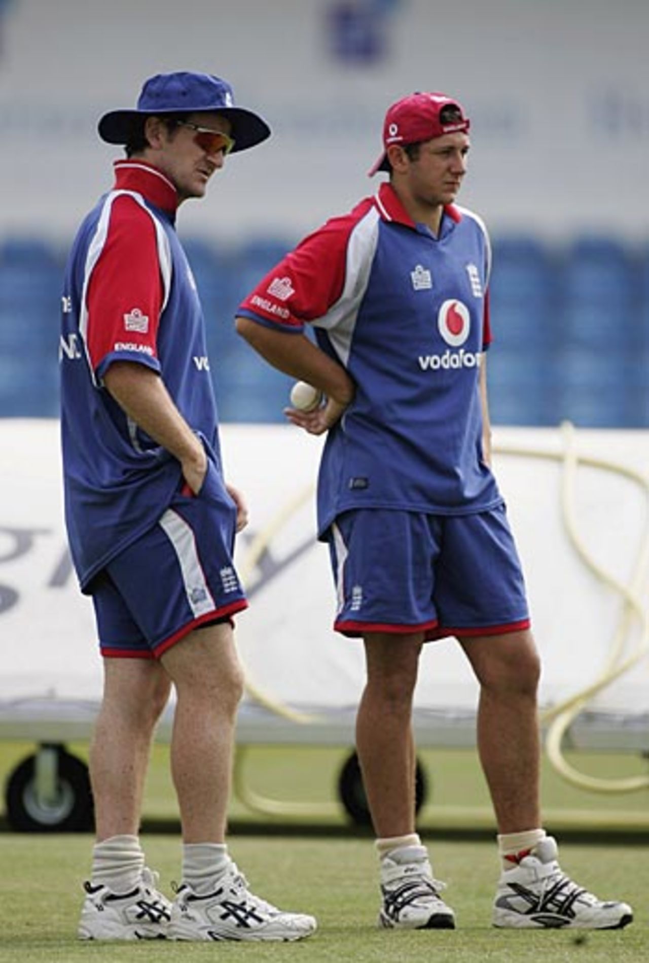 Kevin Shine and Tim Bresnan watch the net session ahead of tomorrow's final one-dayer at Headingley, June 30, 2006