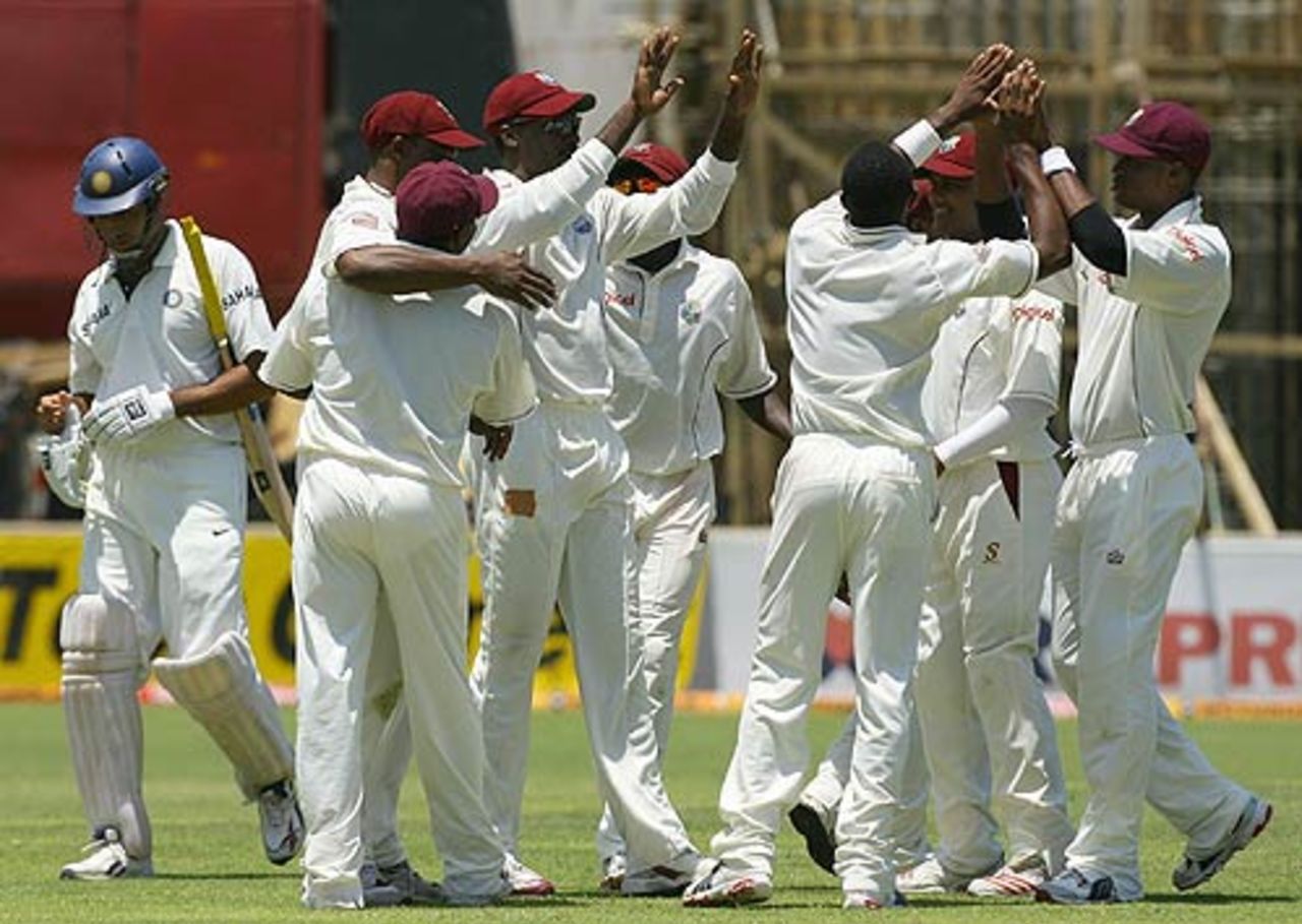 High fives all around as VVS Laxman is dismissed, West Indies v India, 4th Test, Jamaica, 1st day, June 30, 2006
