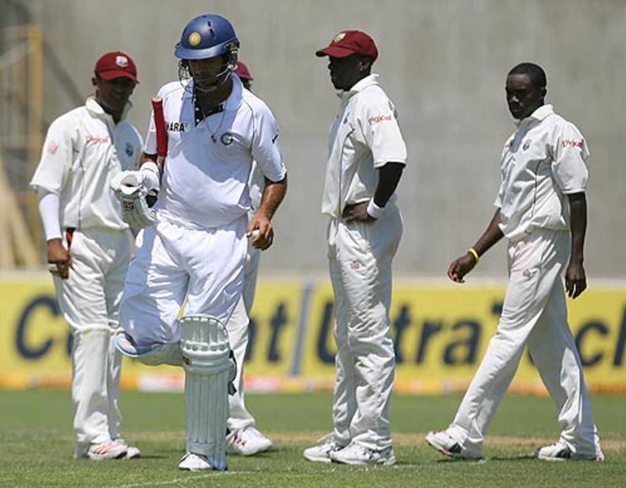 Yuvraj Singh hobbles off in pain after being struck on the toe, West Indies v India, 4th Test, Jamaica, 1st day, June 30, 2006