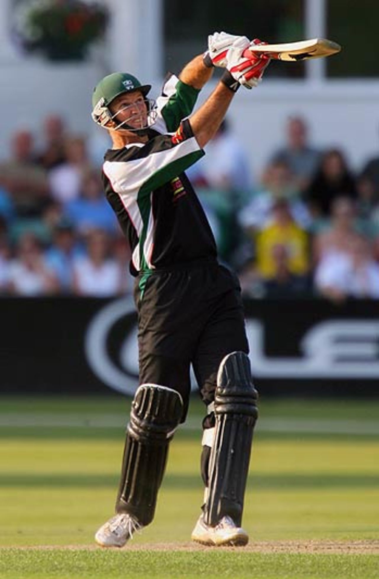Graeme Hick bashed 75 off 34 balls but Worcestershire still lost, Worcestershire v Gloucestershire, Twenty20 Cup, Worcester, July 6, 2006