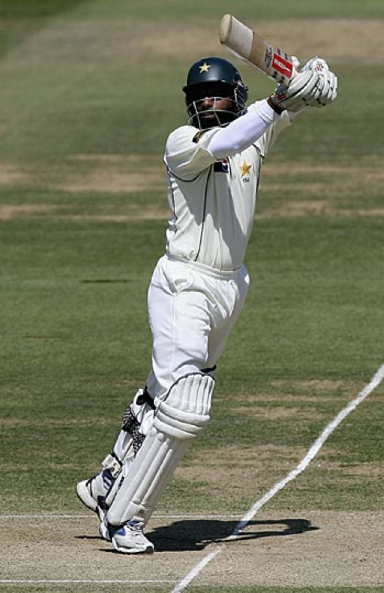 Mohammad Yousuf cuts this over the top during his magnificent double hundred, England v Pakistan, 1st Test, Lord's, July 16, 2006