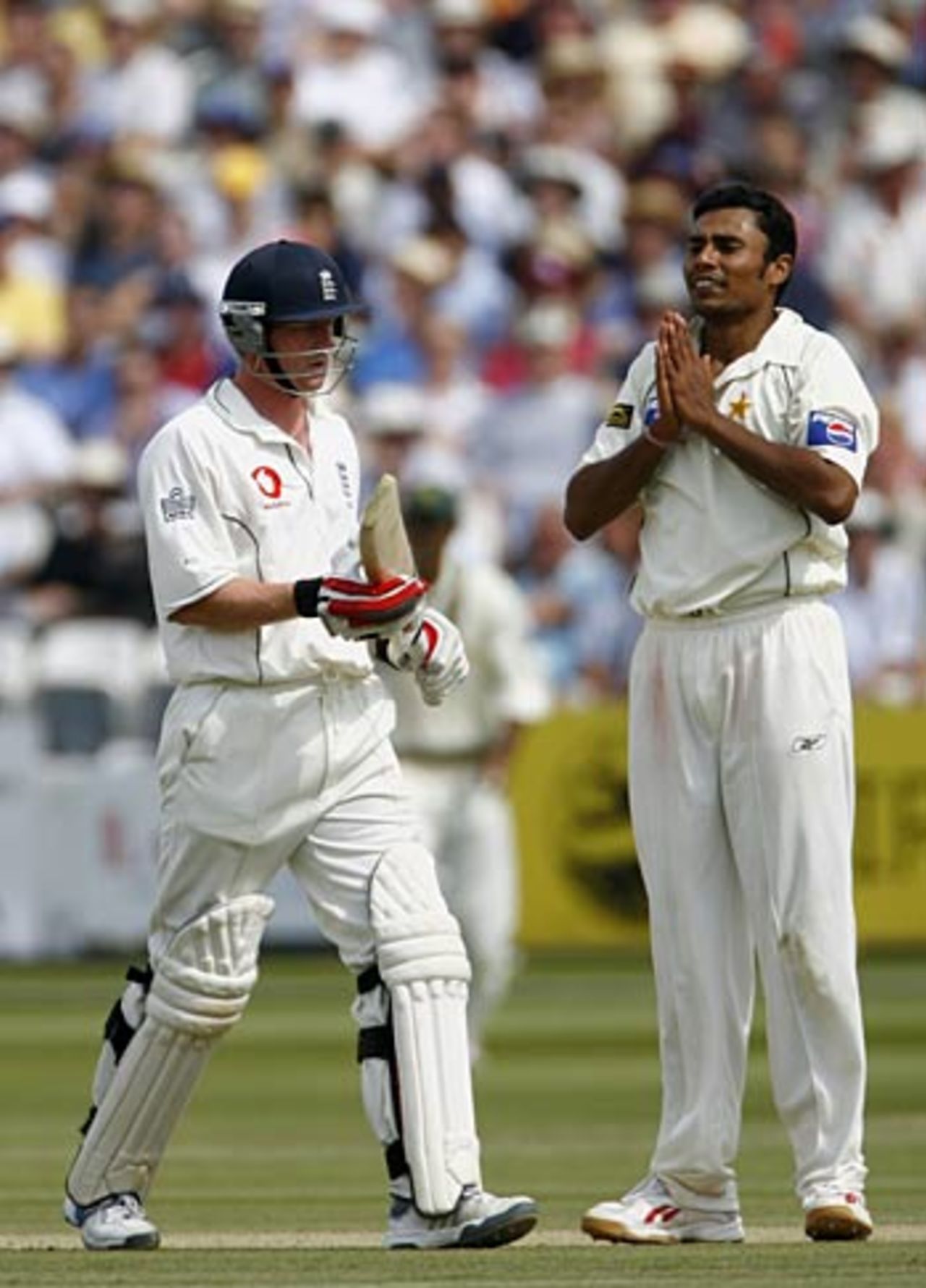 Danish Kaneria is grateful for Paul Collingwood's wicket, his first of the second innings, England v Pakistan, 1st Test, Lord's, July 16, 2006