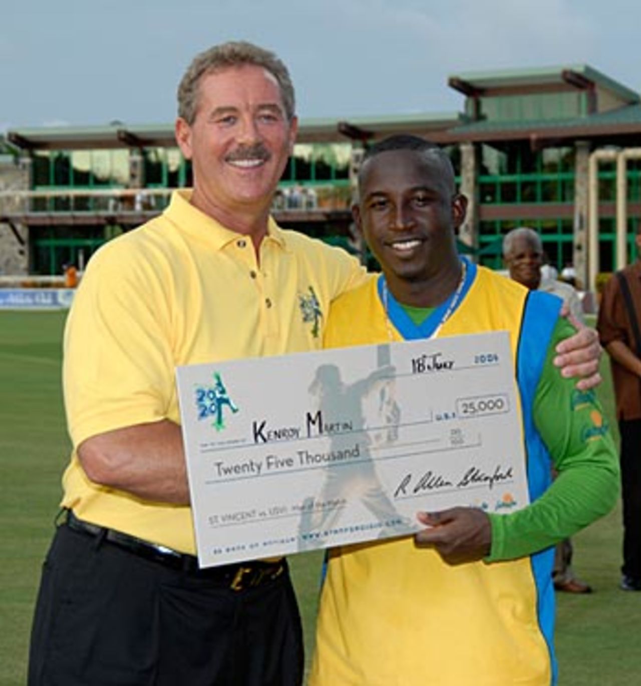 Kenroy Martin collects his $25,000 Man-of-the-Match award, St Vincent v United States Virgin Islands, Stanford 20/20, Antigua, July 18, 2006 