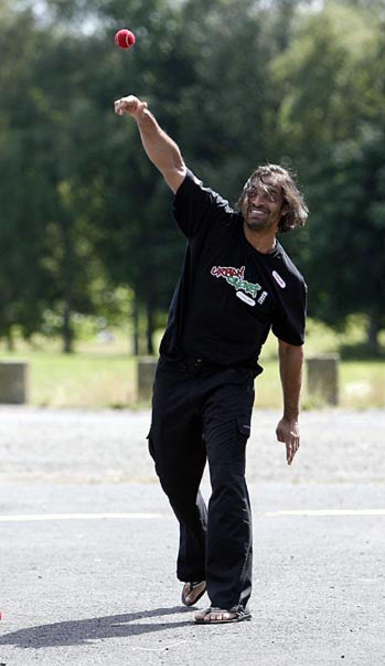 Shoaib Akhtar bowls during the Manchester launch of Urban Cricket, Heaton Park, Manchester, July 24, 2006