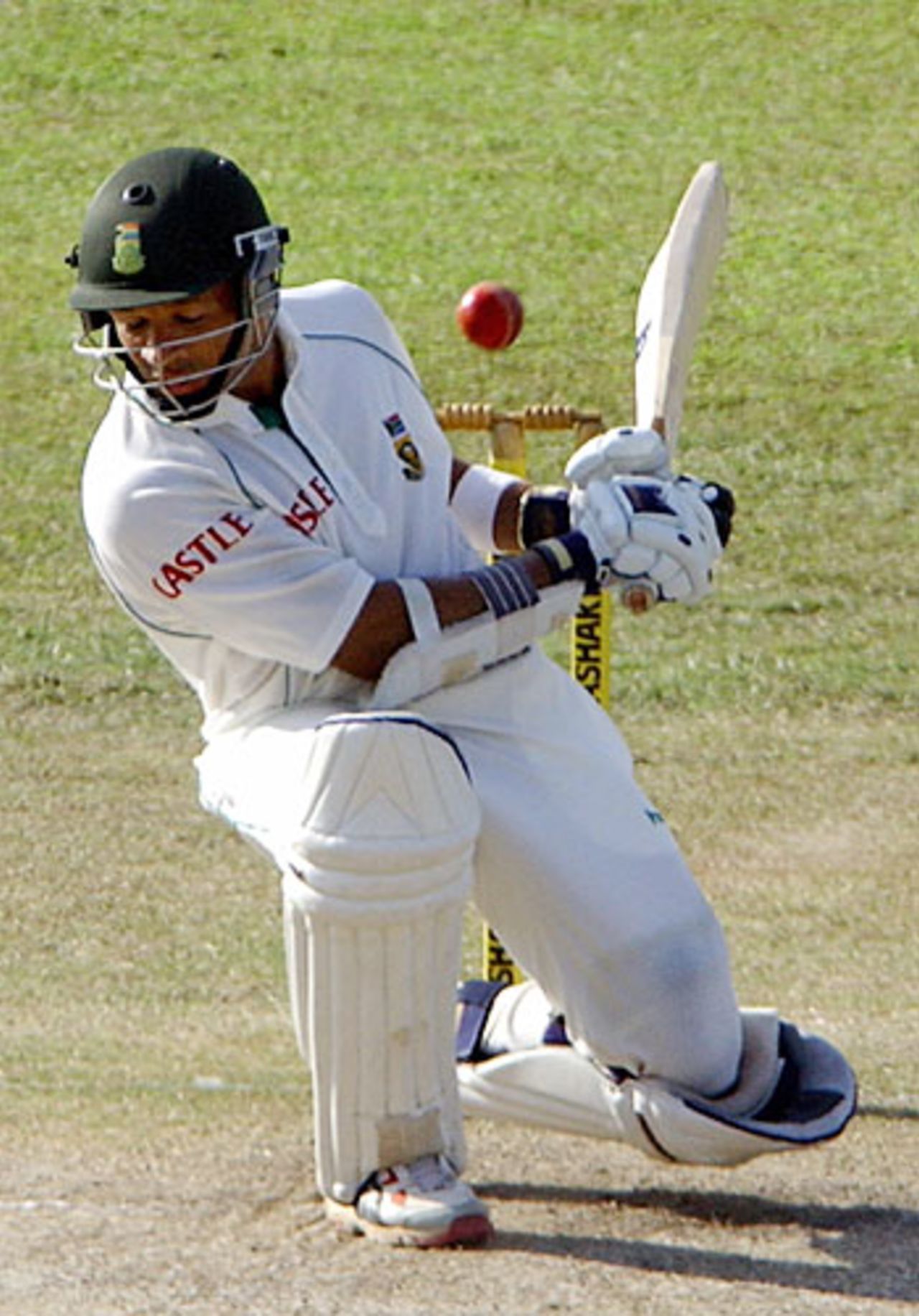 Ashwell Prince takes evasive action, Sri Lanka v South Africa, 1st Test, Colombo, July 30 2006