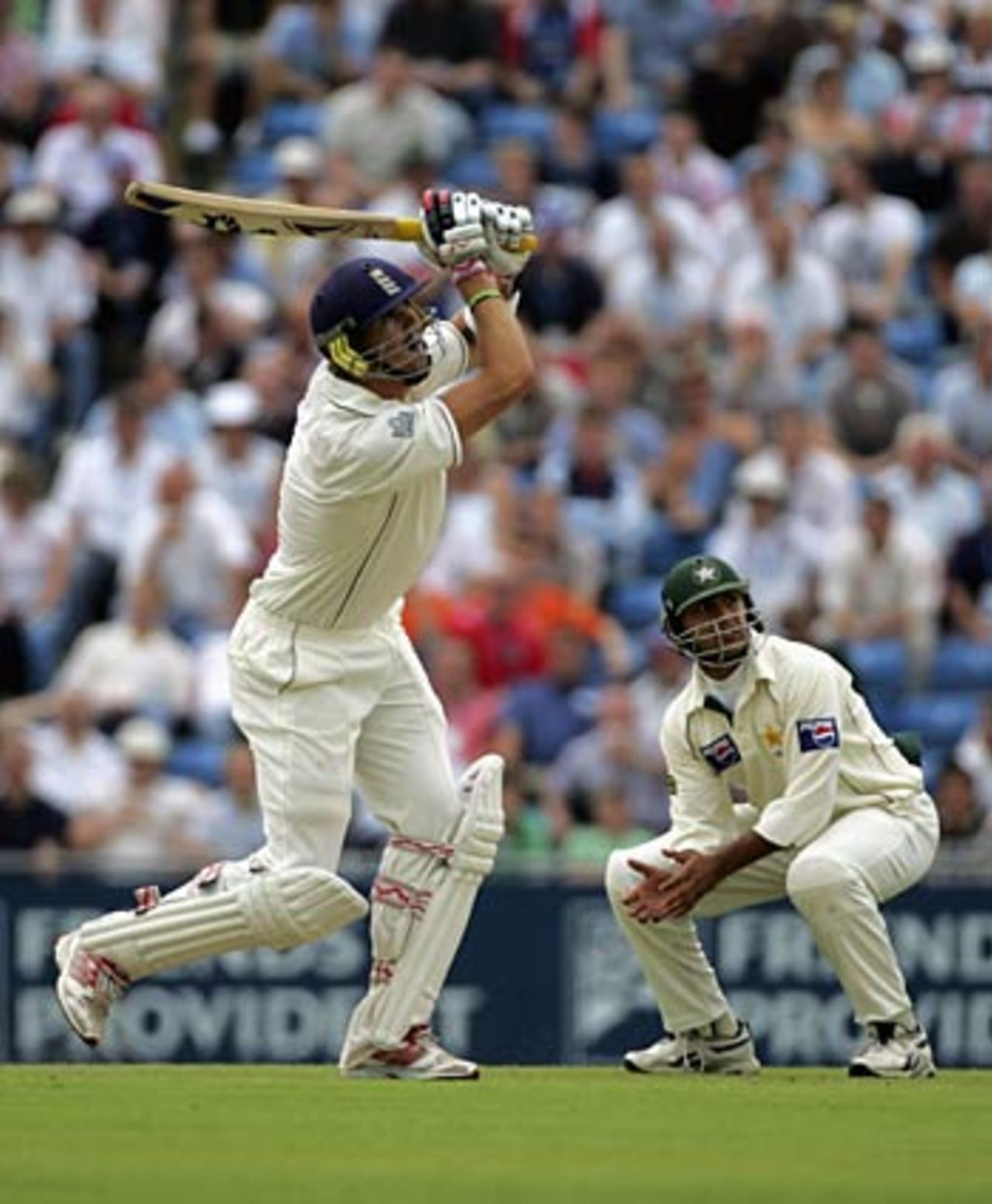Kevin Pietersen goes over the top during his 123-ball century, England v Pakistan, 3rd Test, Headingley, August 4, 2006