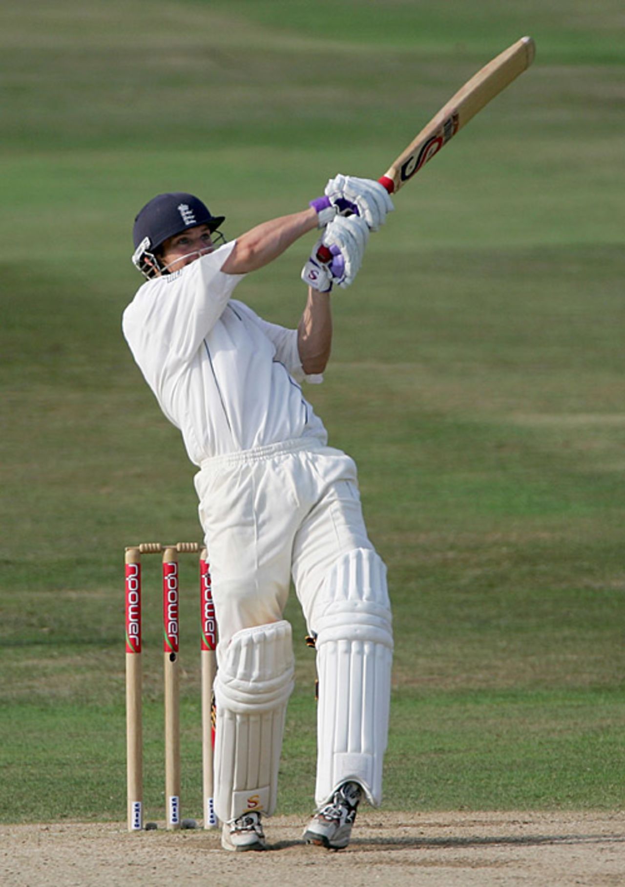 Chris Read launches a huge six during his impressive fifty, England v Pakistan, 3rd Test, Headingley, August 7, 2006