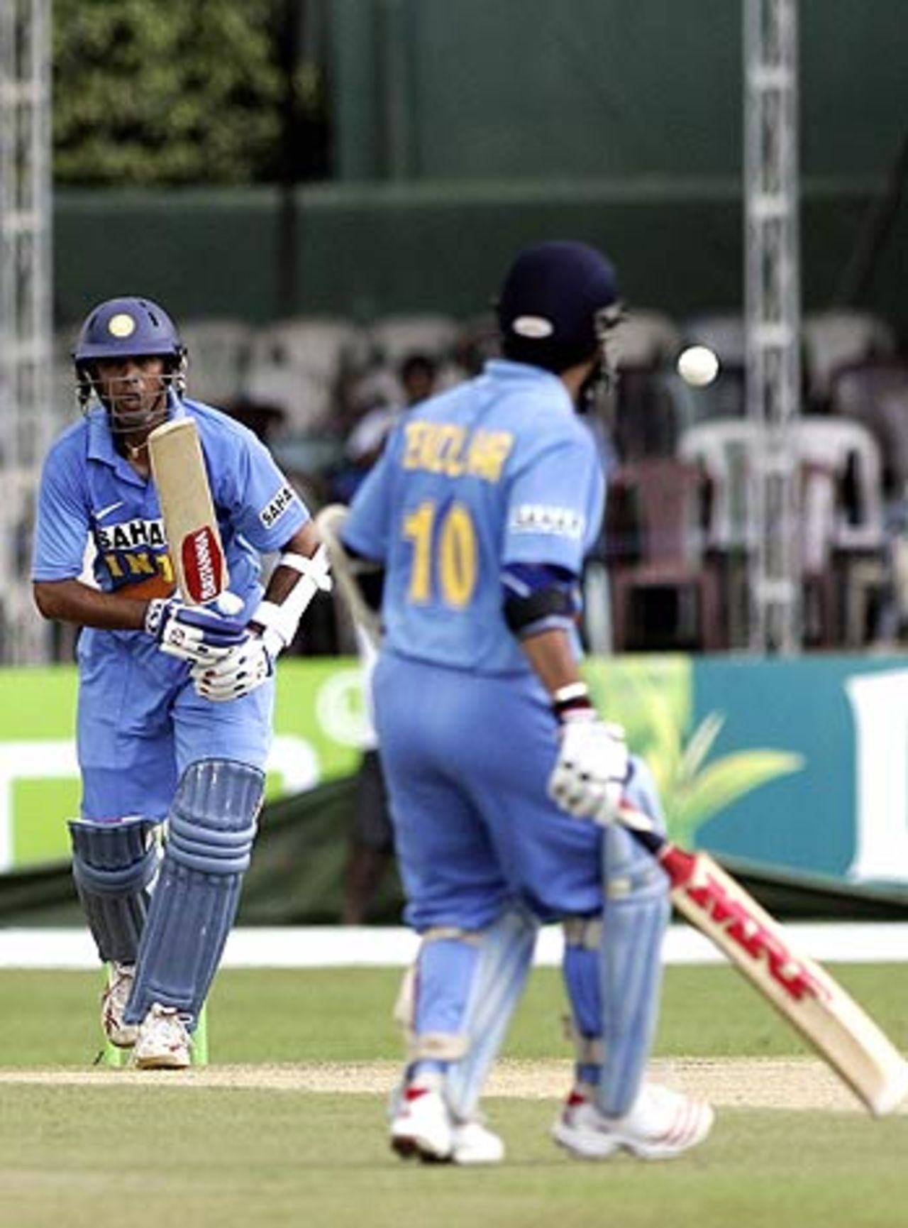 Rahul Dravid and Sachin Tendulkar had a fleeting stint in the middle, Sri Lanka v India, 1st ODI, Colombo, August 18, 2006