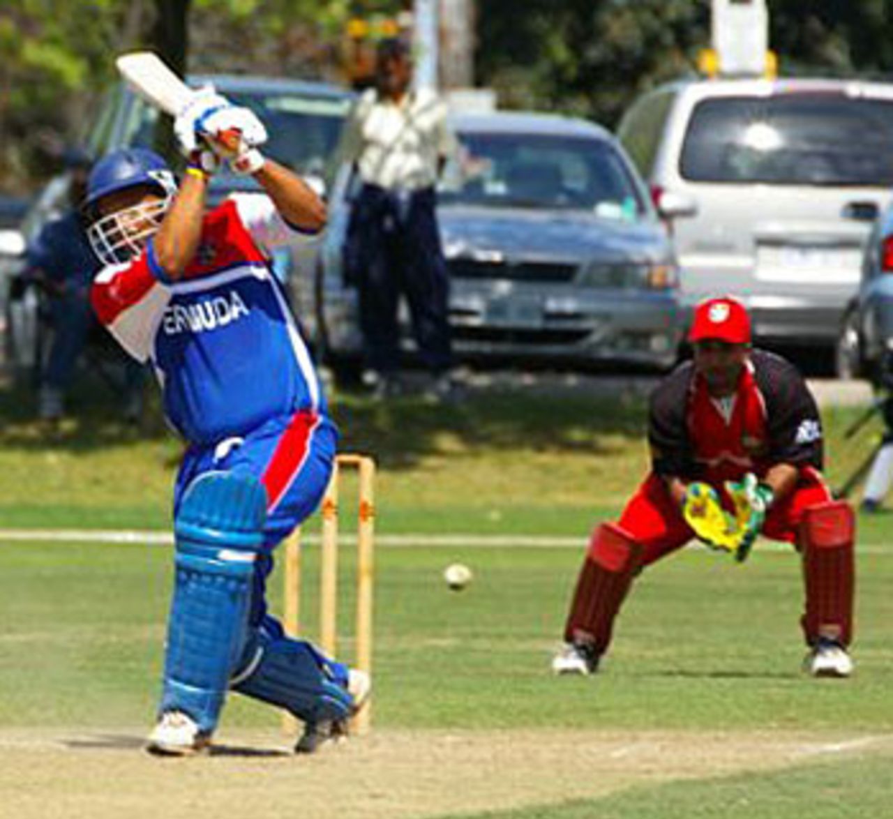 Irvine Romaine hits out on his way to 101, Canada v Bermuda, Toronto, August 21, 2006