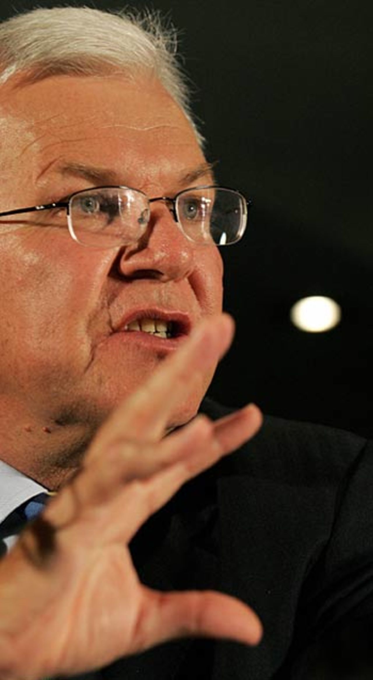 Malcolm Speed talks to the media at an ICC press conference, London, August 25, 2006