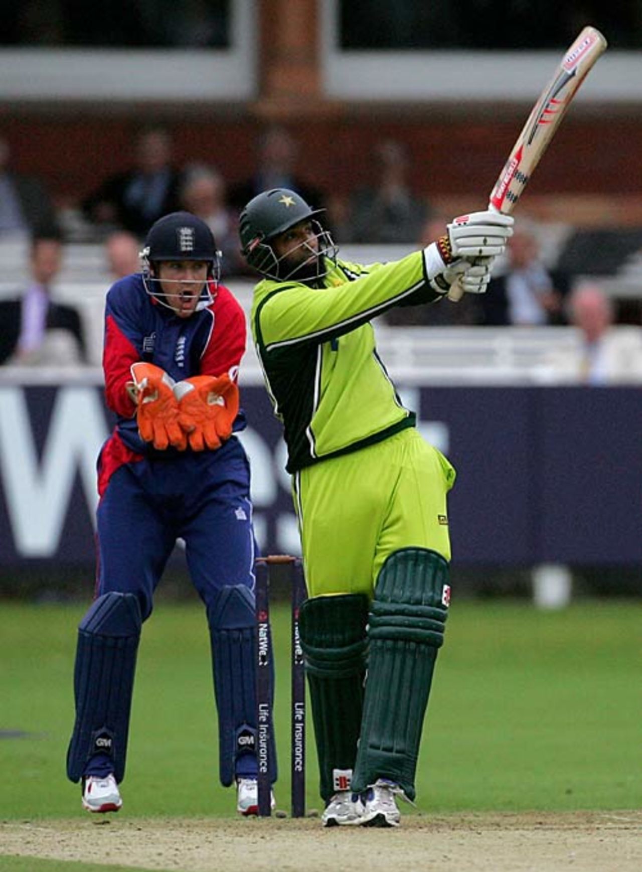 Mohammad Yousuf swings over midwicket, England v Pakistan, 2nd ODI, Lord's, September 2, 2006