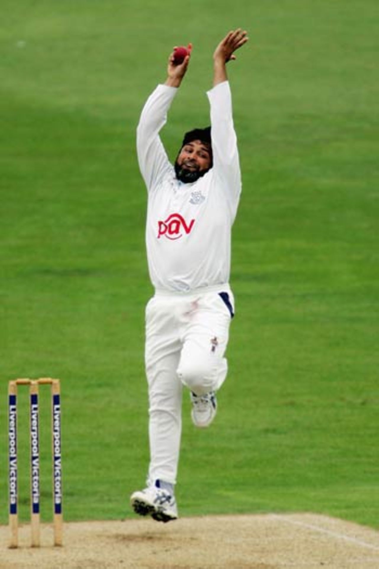 Musgtaq Ahmed on his way to 6 for 58 against Kent, Kent v Sussex, Canterbury, September 5, 2006