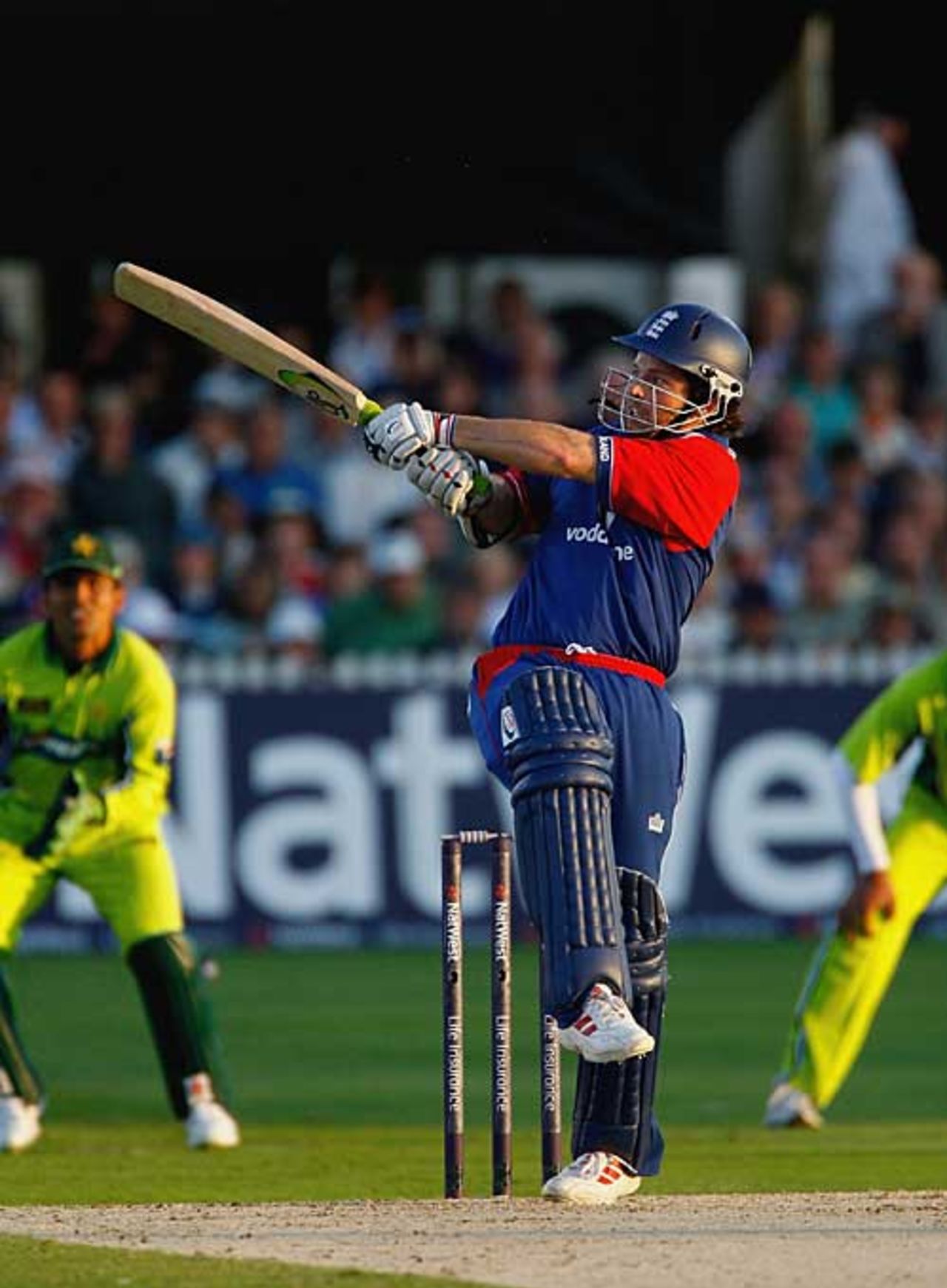 Ed Joyce pulls at the start of England's chase, England v Pakistan, 4th ODI, Trent Bridge, September 8, 2006