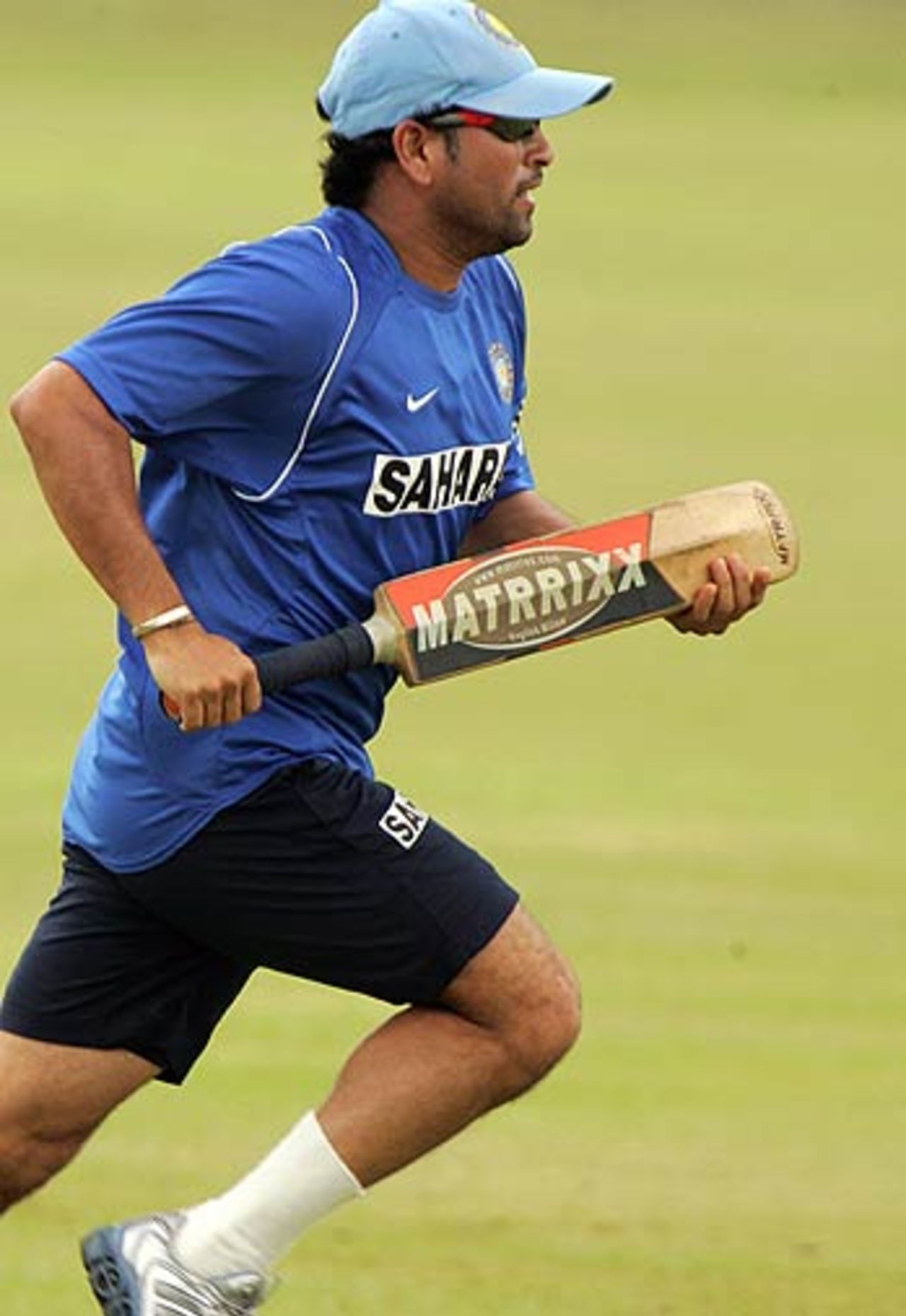 Sachin Tendulkar fine tunes his running, Kinrara Academy Oval, Kuala Lumpur, September 15, 2006