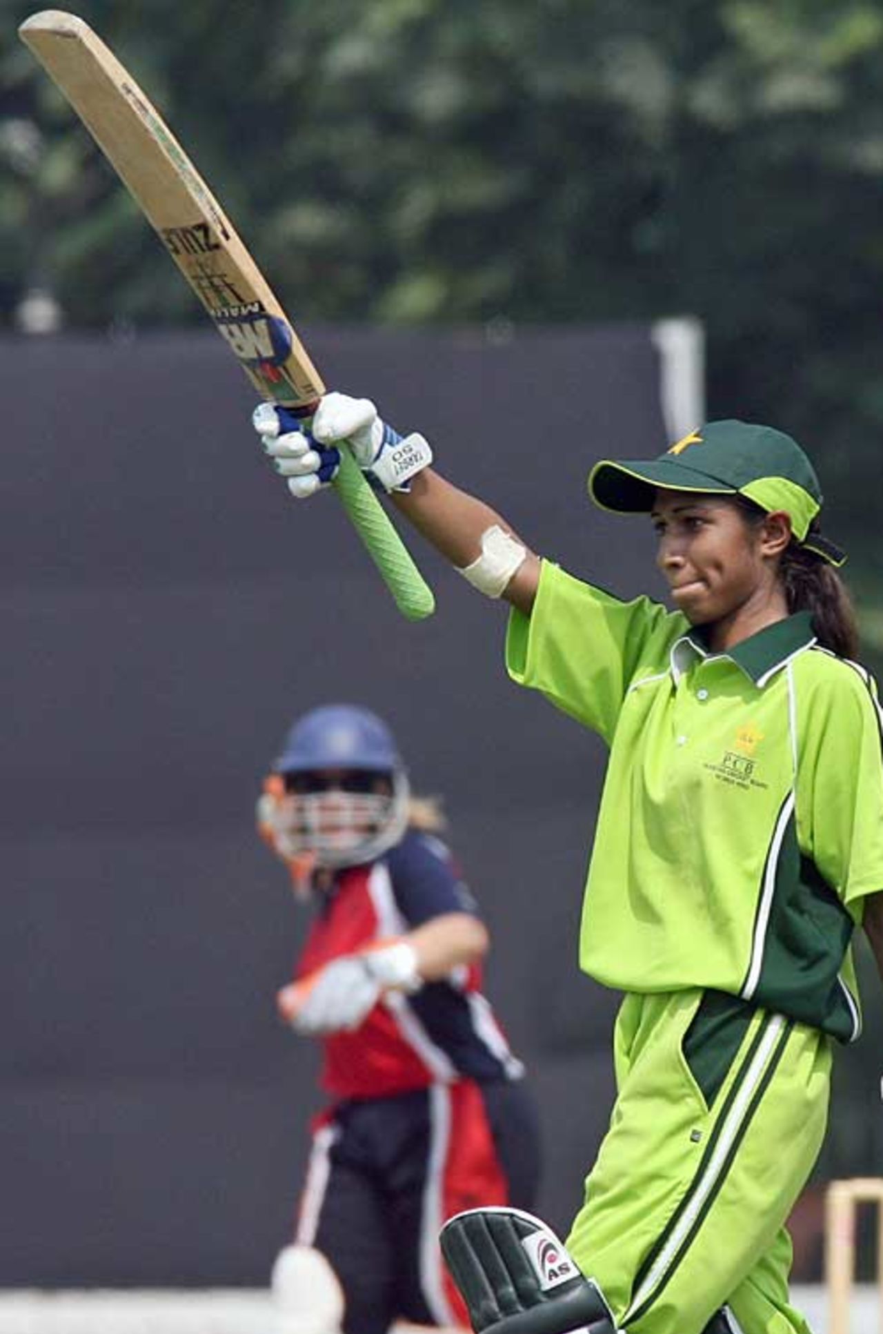 Urooj Mumtaz Khan celebrates her century, Pakistan Women v Hong Kong Women, Lahore, September 19, 2006