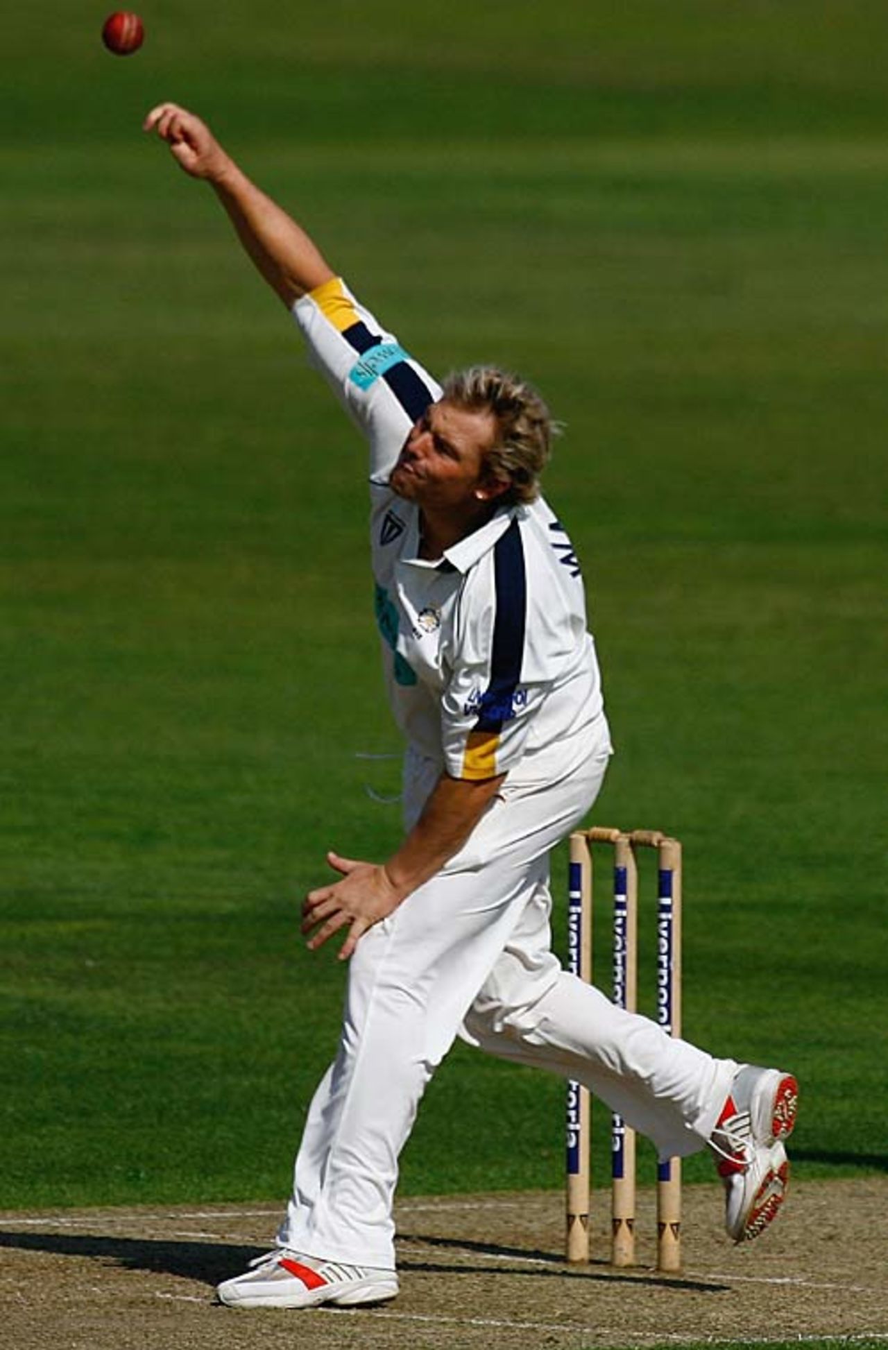 Shane Warne turns his arm over before lunch, Hampshire v Lancashire, The Rose Bowl, September 20, 2006