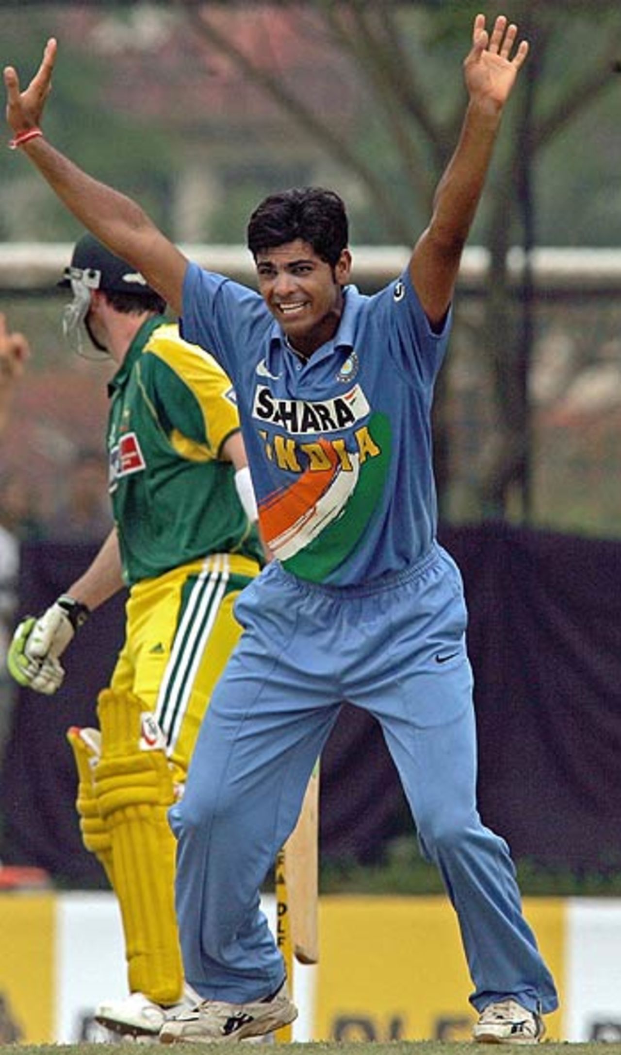 Rudra Pratap Singh appeals but without success , India v Australia, DLF Cup, 6th match, Kinrara Academy Oval, September 22, 2006
