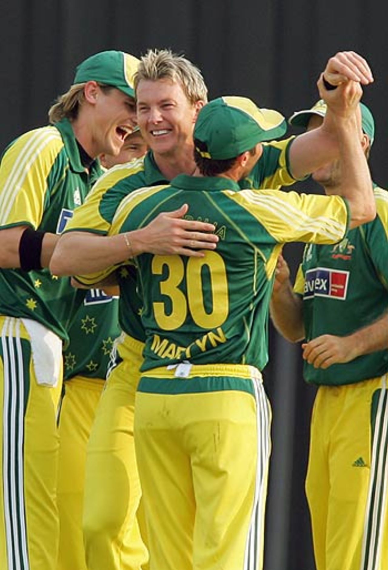 Plenty of cheer for Australia and Brett Lee as Chris Gayle is dismissed first ball, Australia v West Indies, DLF Cup final, September 24, 2006