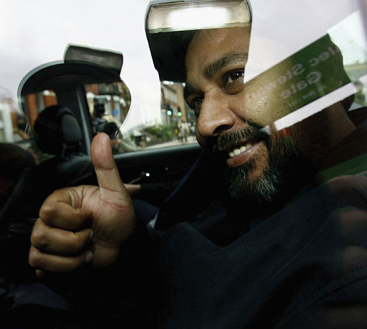 A smiling Inzamam-ul-Haq leaves The Oval on the second day of the ICC hearing, The Oval, September 28, 2006