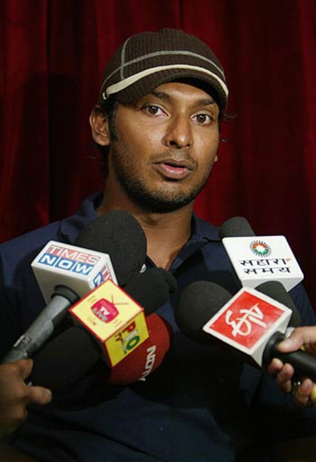 Kumar Sangakkara spoke to the press after Sri Lanka arrived in New Delhi, October 2, 2006