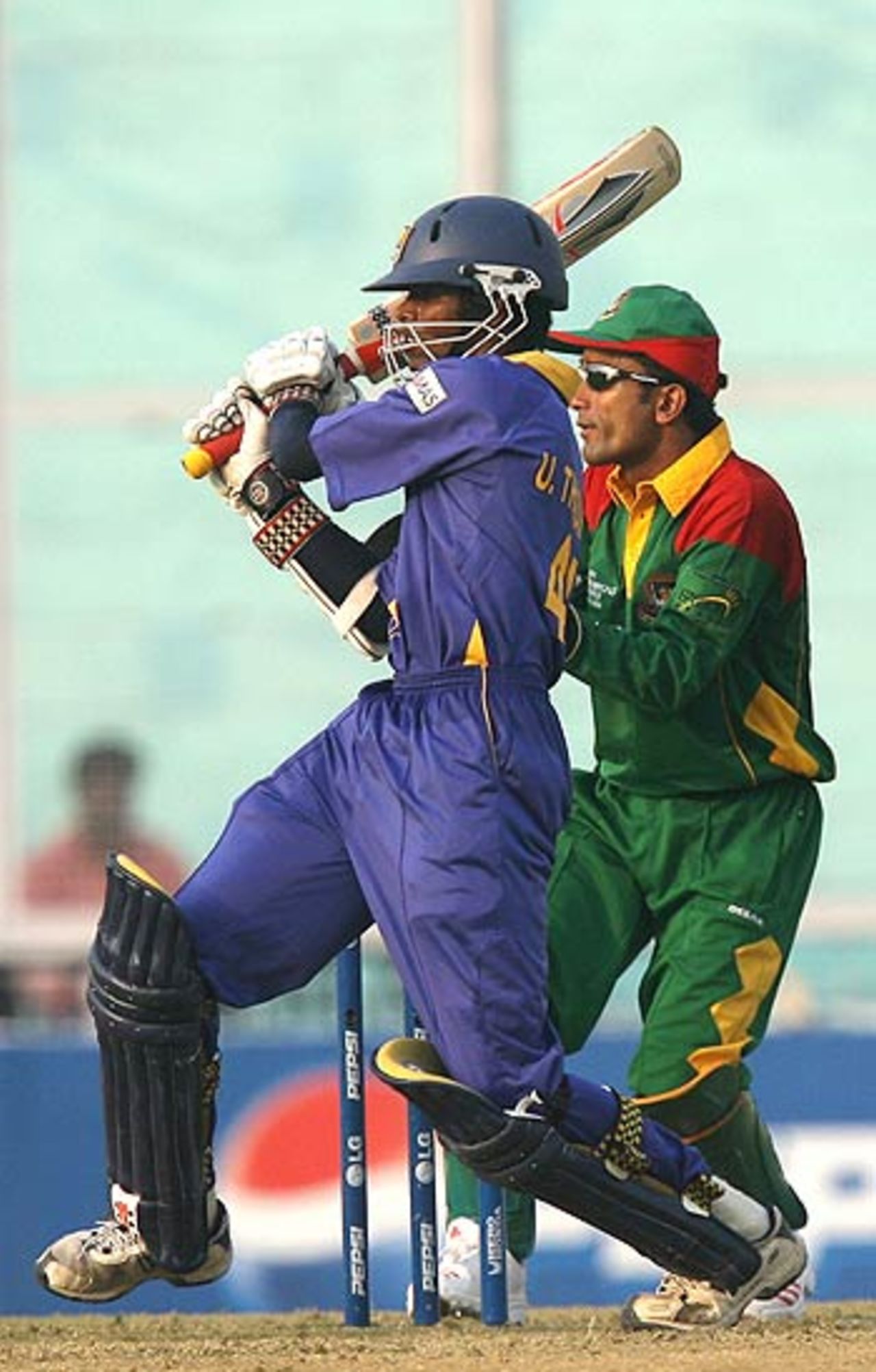 Upul Tharanga pulls during his hundred, Bangladesh v Sri Lanka, 1st qualifying match, Champions Trophy, Mohali, October 7, 2006