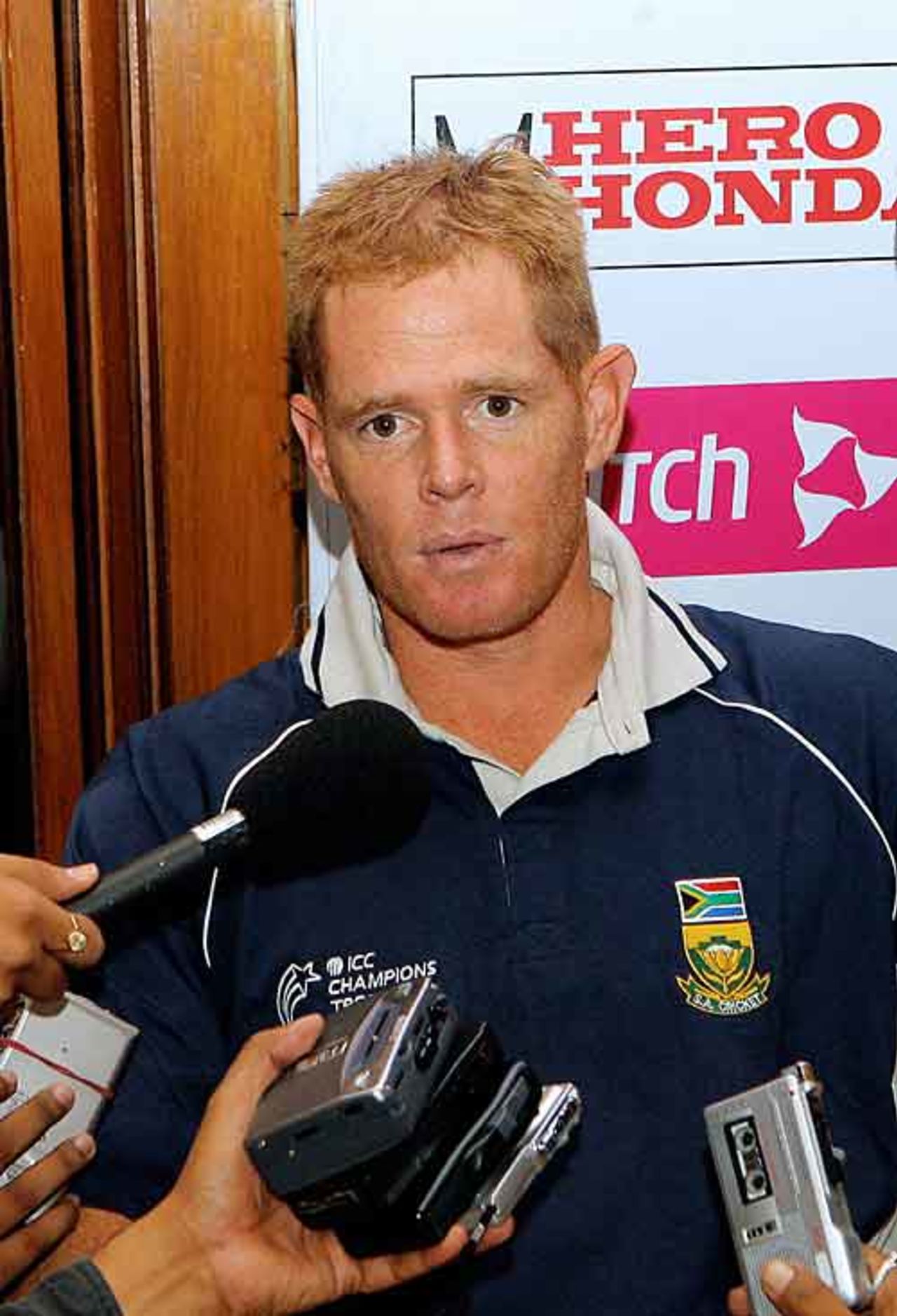 Shaun Pollock will be a key player for South Africa in the Champions Trophy, New Delhi, October 8, 2006