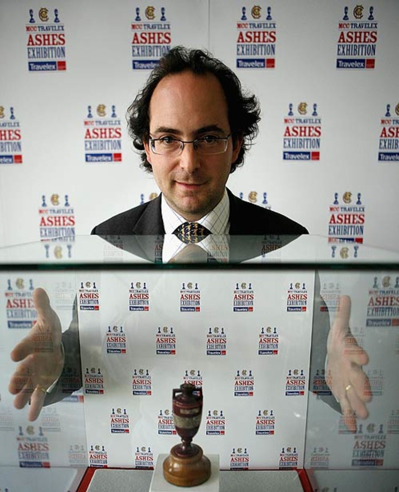 The Ashes urn prepares for its trip Down Under, October 2006