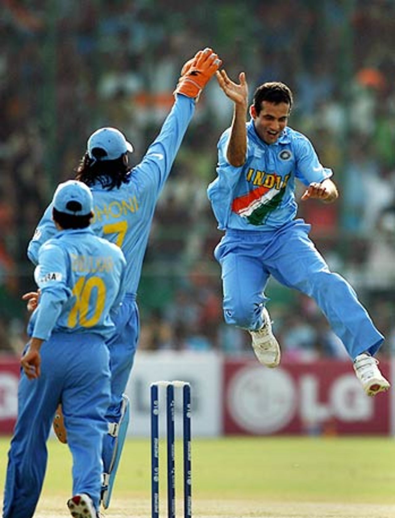 Irfan Pathan celebrates the big wicket of Andrew Flintoff for a duck, India v England, 1st match, Champions Trophy, Sawai Mansingh Stadium, Jaipur, October 15, 2006