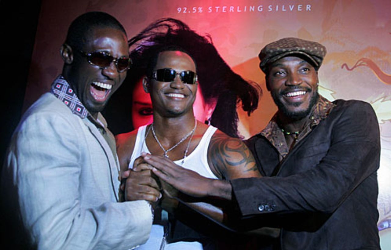 Wavell Hinds, Marlon Samuels and Chris Gayle attend the "Urban Gypsy" fashion show, Mumbai, October 16, 2006