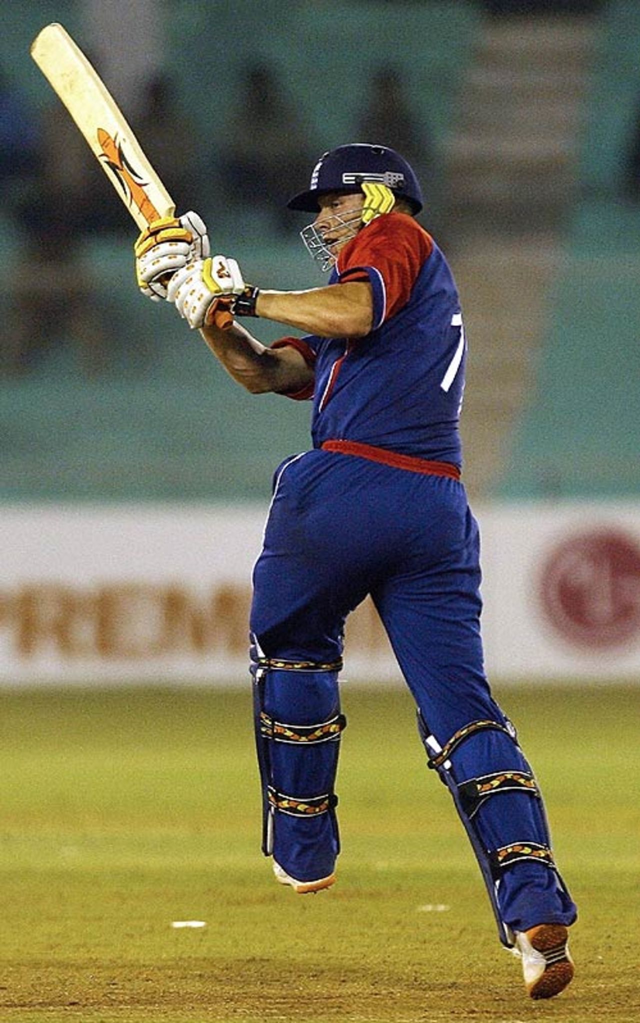Andrew Flintoff pulls during his innings of 25, 17th match, Champions Trophy, Ahmedabad, October 28, 2006