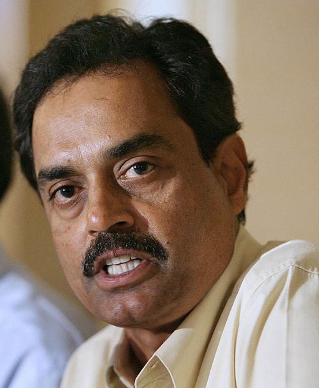 Dilip Vengsarkar announces the Indian ODI squad for the tour of South Africa, Mumbai, October 30, 2006