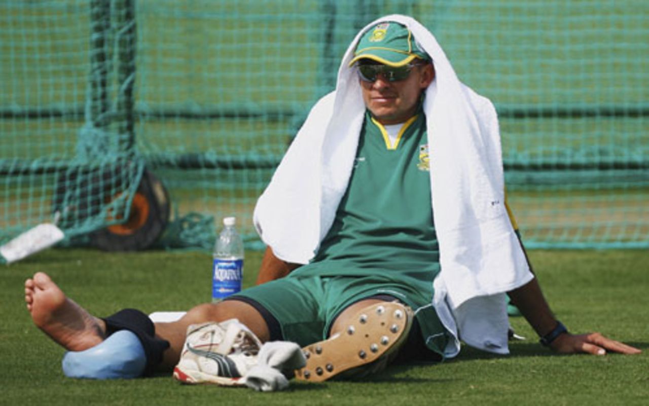 Andre Nel takes a breather, RCA Academy, Jaipur, November 1, 2006