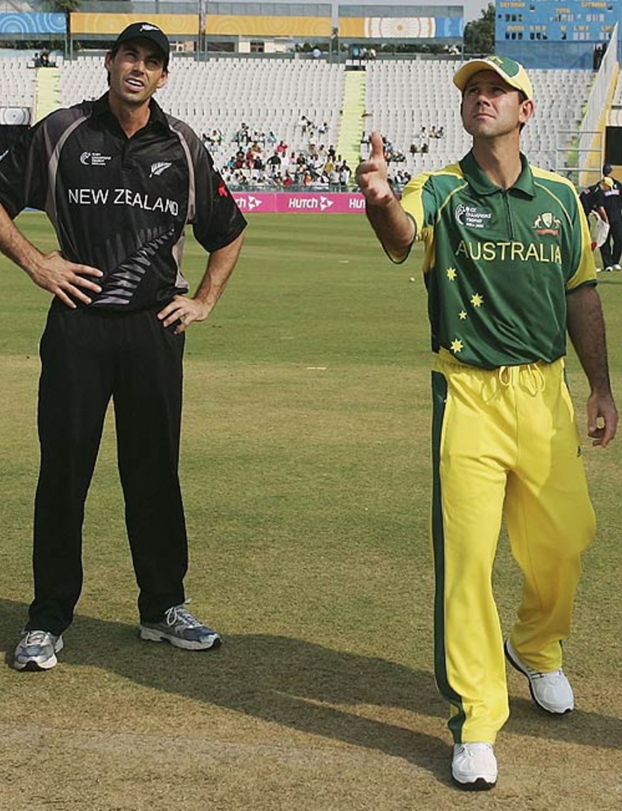 Stephen Fleming and Ricky Ponting at the toss, Australia v New Zealand, 1st semi-final, Champions Trophy, Mohali, November 1, 2006