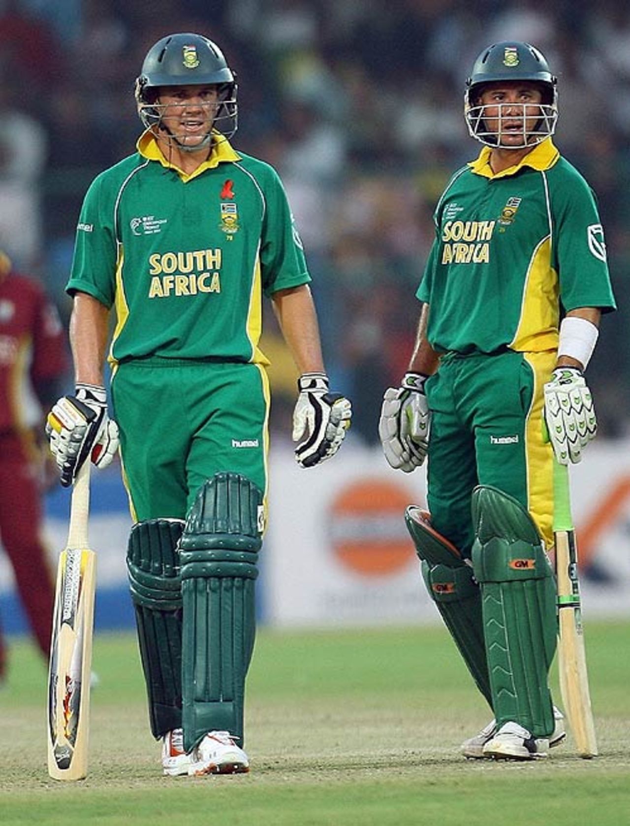 AB de Villiers and Herschelle Gibbs take a breather during their 92-run stand, South Africa v West Indies, 2nd semi-final, Champions Trophy, Jaipur, November 2, 2006