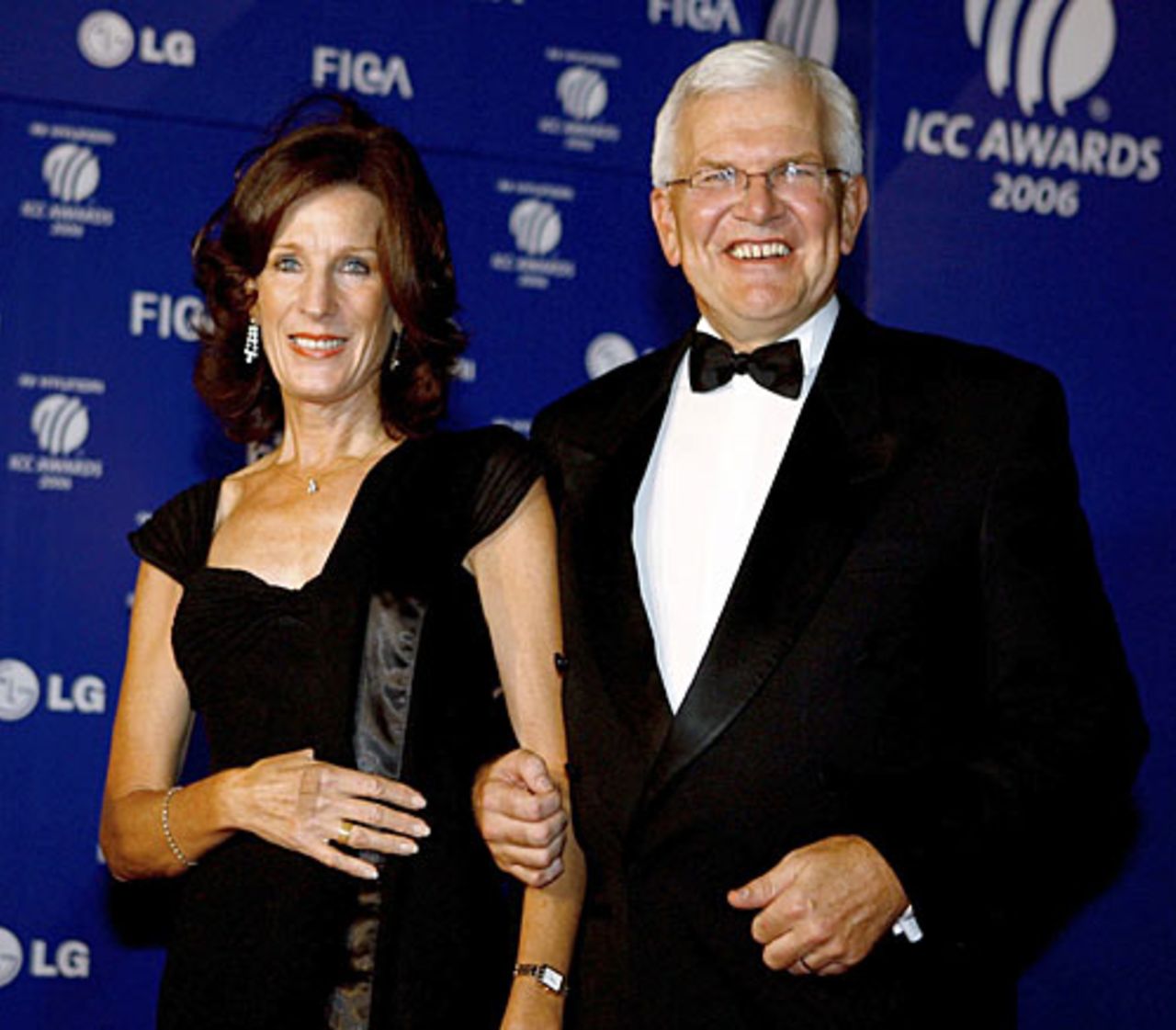 Malcolm and Alison Speed arrive at the ICC Awards, Mumbai, November 3, 2006