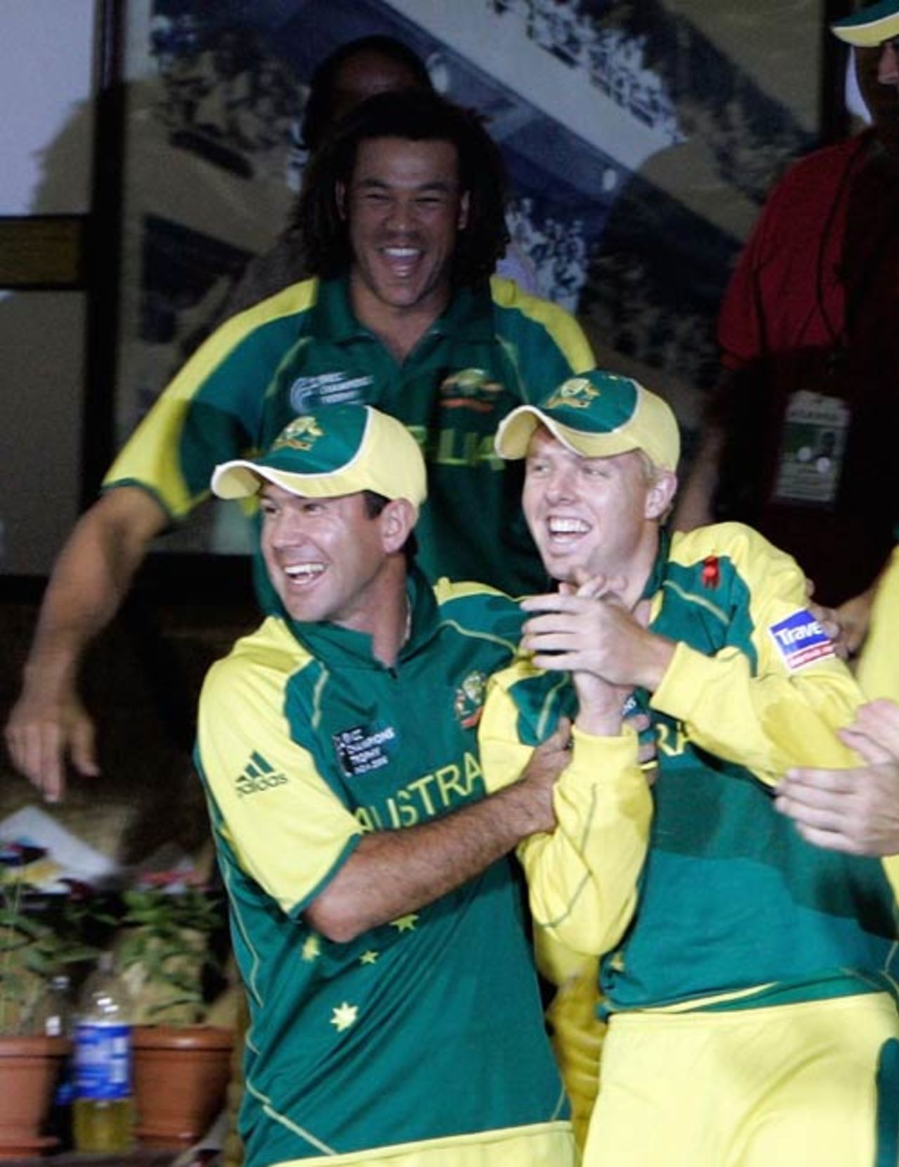 Ricky Ponting, Andrew Symonds and Dan Cullen exult as the matchwinning shot is played, Champions Trophy final, Mumbai, November 5, 2006