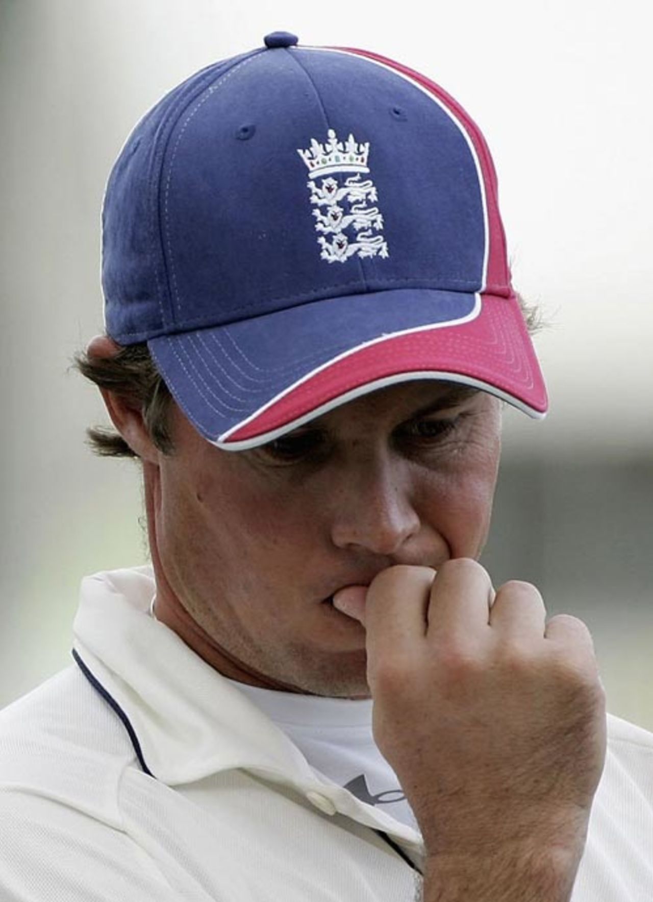 A thoughtful Geraint Jones ponders the defeat, Australian Prime Minister's XI v England, Manuka Oval in Canberra, November 10, 2006