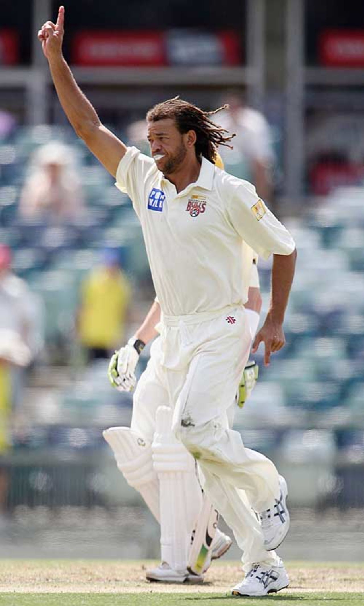 Andrew Symonds celebrates one of his three wickets, Western Australia v Queensland, Pura Cup, WACA, November 12, 2006
