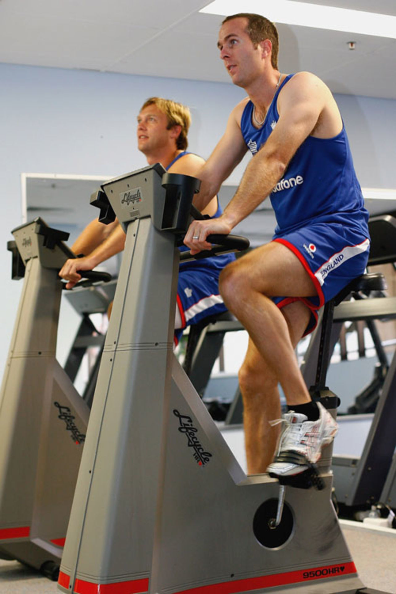 Michael Vaughan undergoes some gym work under the supervision of Nigel Stockill, Brisbane, November 21, 2006