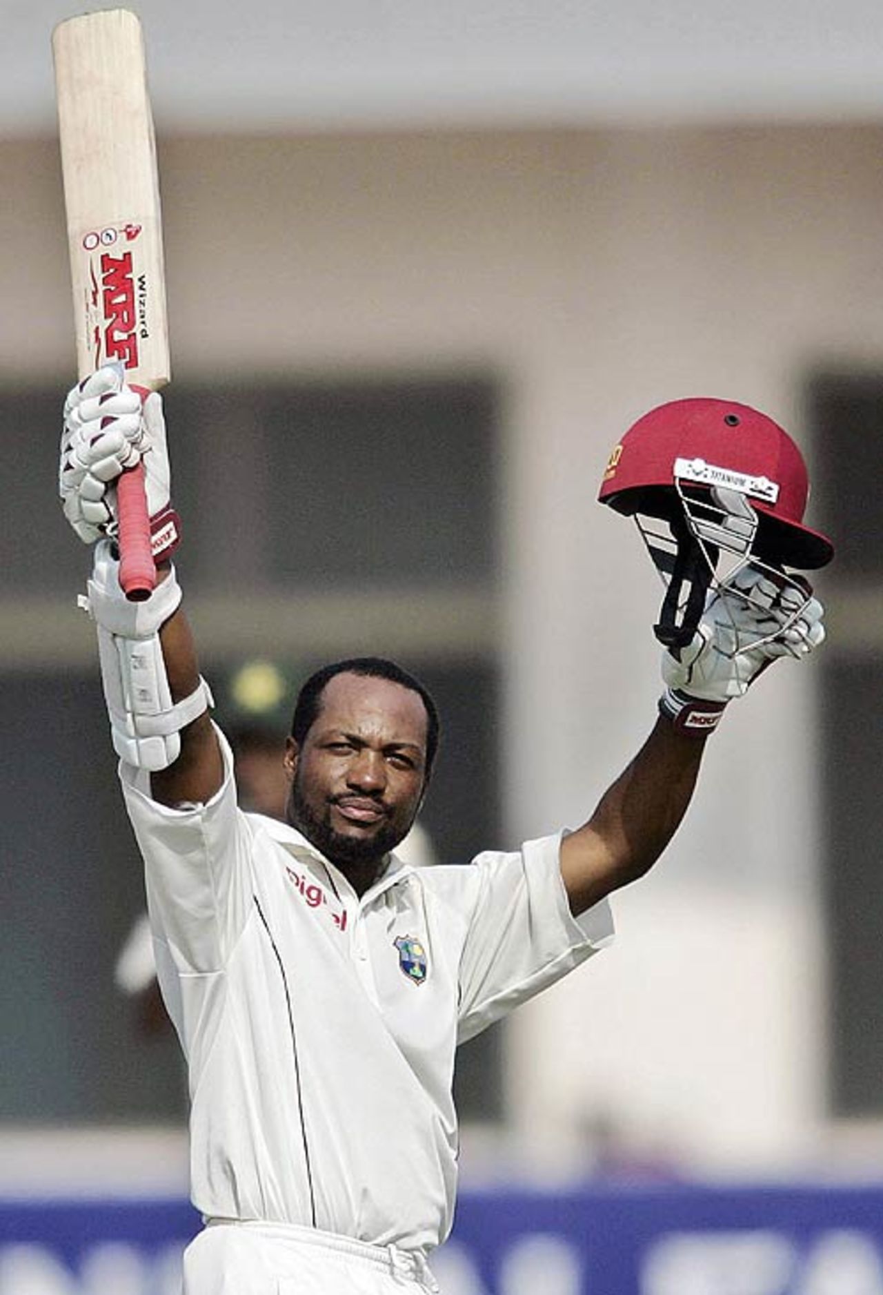 Brian Lara reaches his 34th Test century, Pakistan v West Indies, 2nd Test, Multan, 3rd day, November 21, 2006