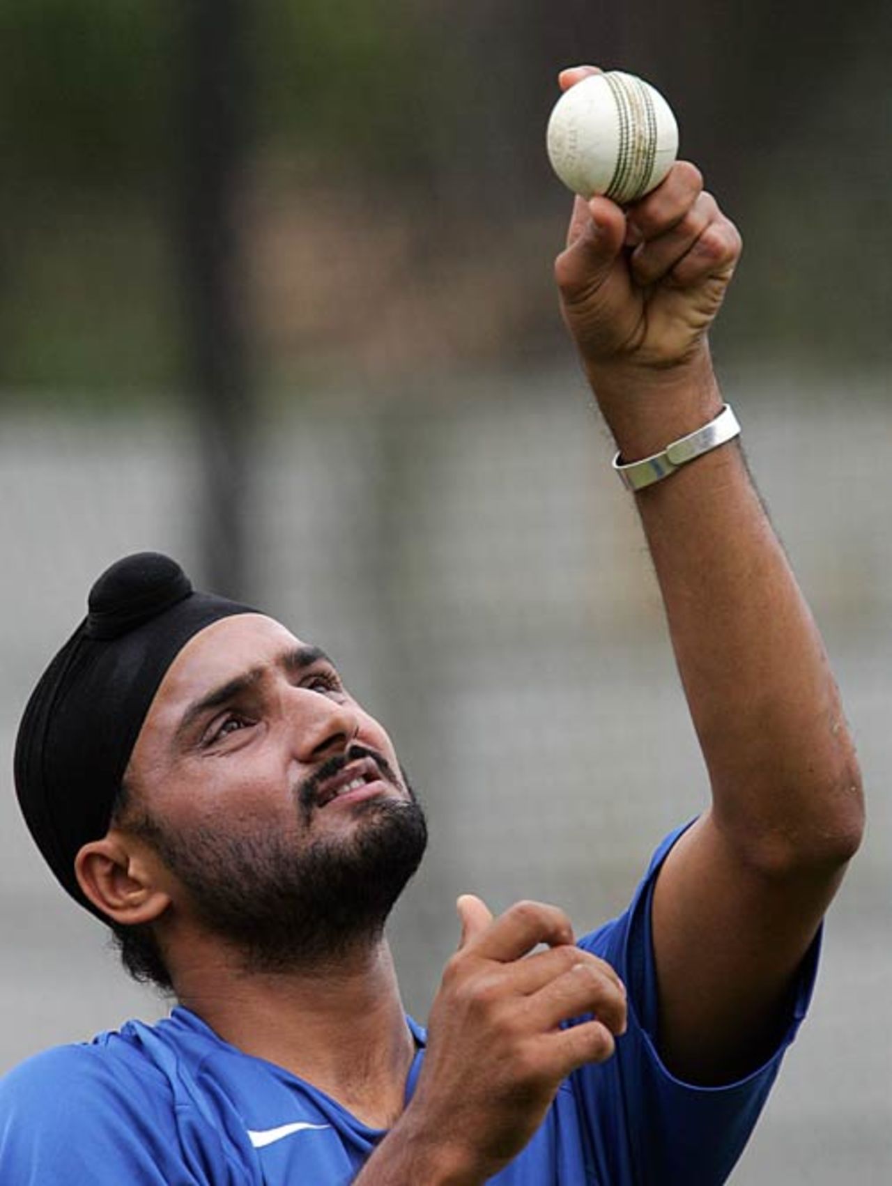 Harbajhan Singh in training before the second ODI with South Africa, Durban, November 21, 2006