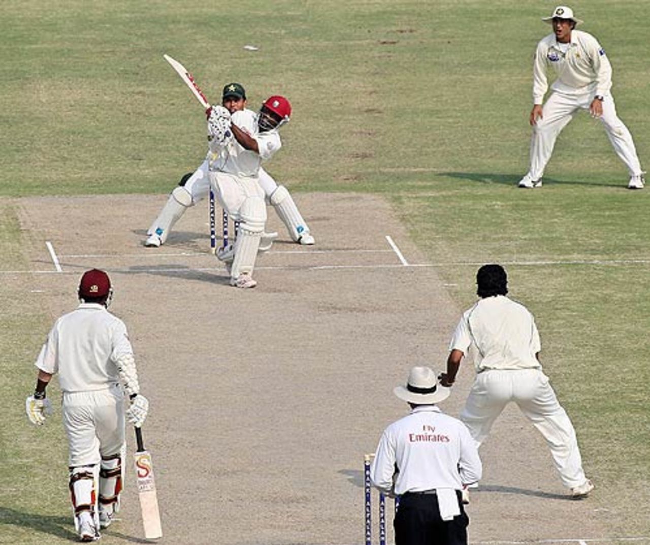 Brian Lara pulls Danish Kaneria to the boundary, Pakistan v West Indies, day four, 2nd Test, Multan, November 22, 2006