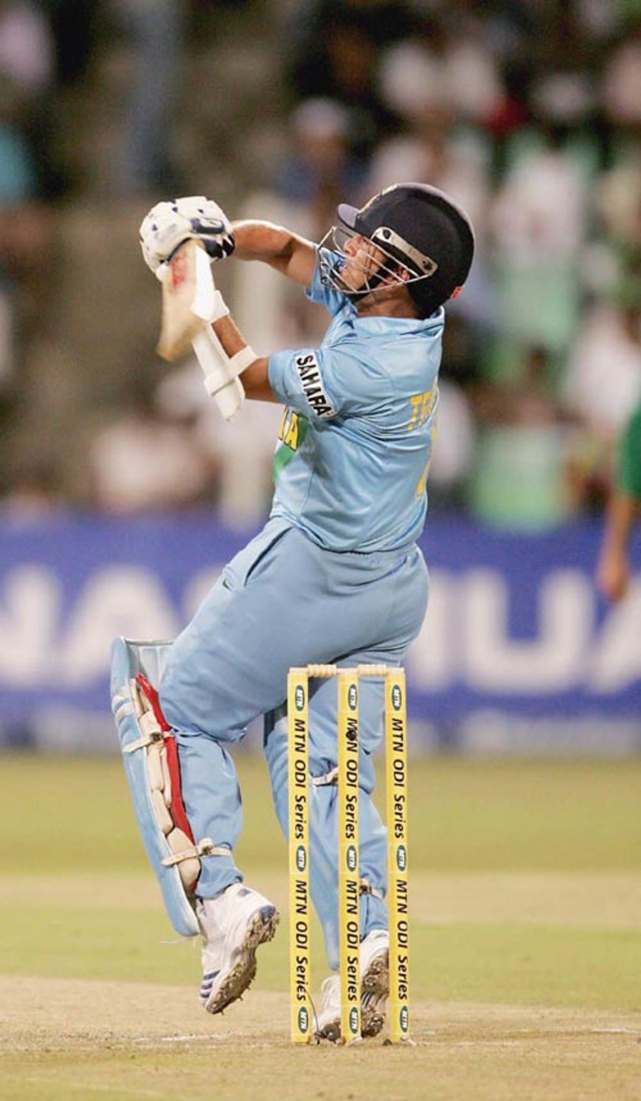 Sachin Tendulkar pulls enroute to 35, South Africa v India, 2nd ODI, Durban, November 22, 2006