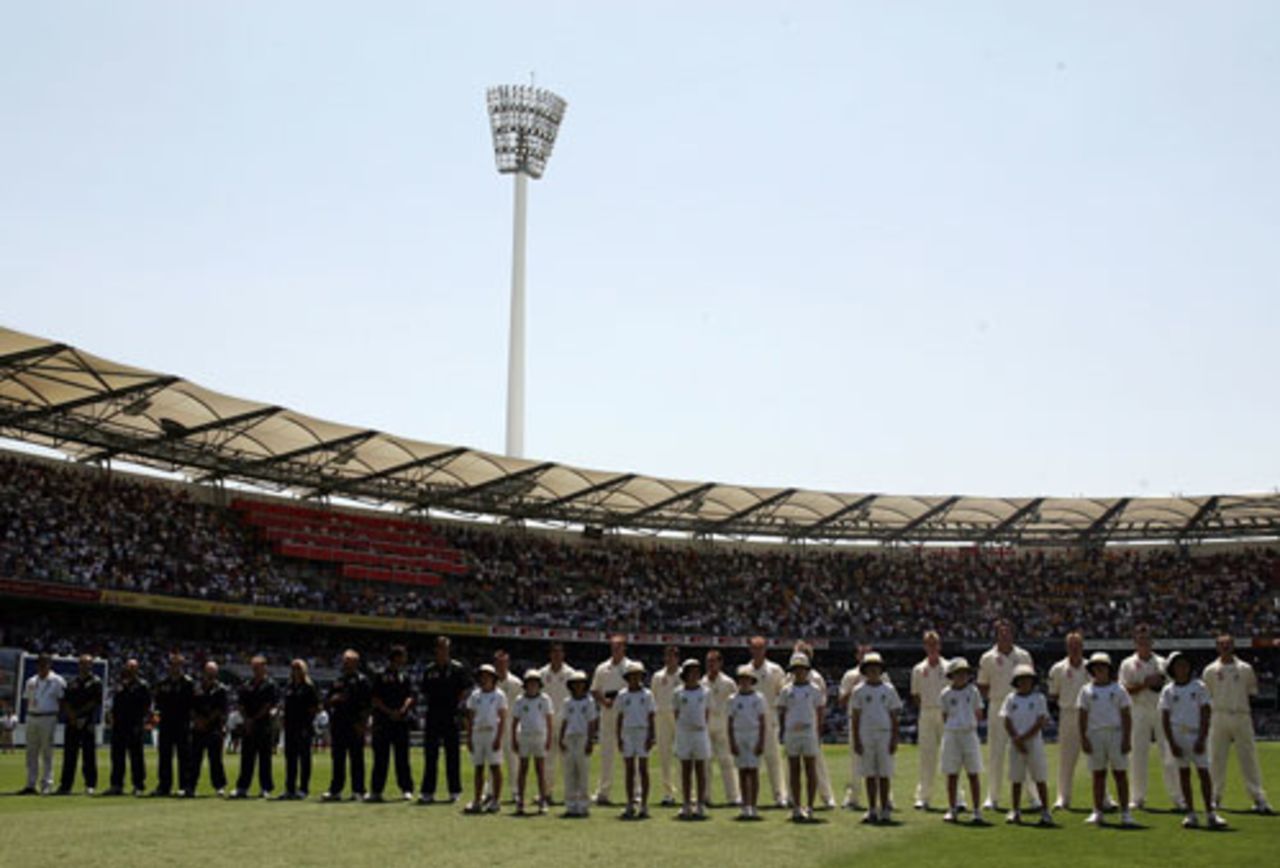 The schmaltz before the real business starts, Australia v England, 1st Test, Brisbane, November 23, 2006
