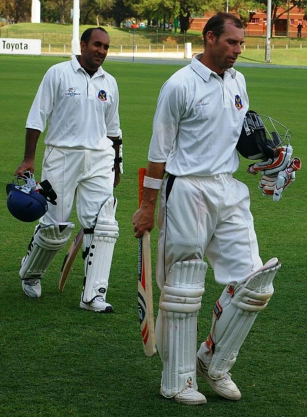David Hemp and Saleem Mukuddem return after their unbeaten seventh-wicket stand of 213, Netherlands v Bermuda, Intercontinental Cup, Pretoria, November 23, 2006