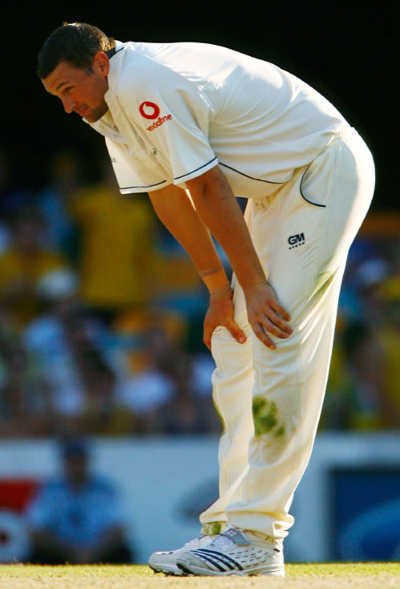 Steve Harmison feels the strain, Australia v England, 1st Test, Brisbane, November 25, 2006
